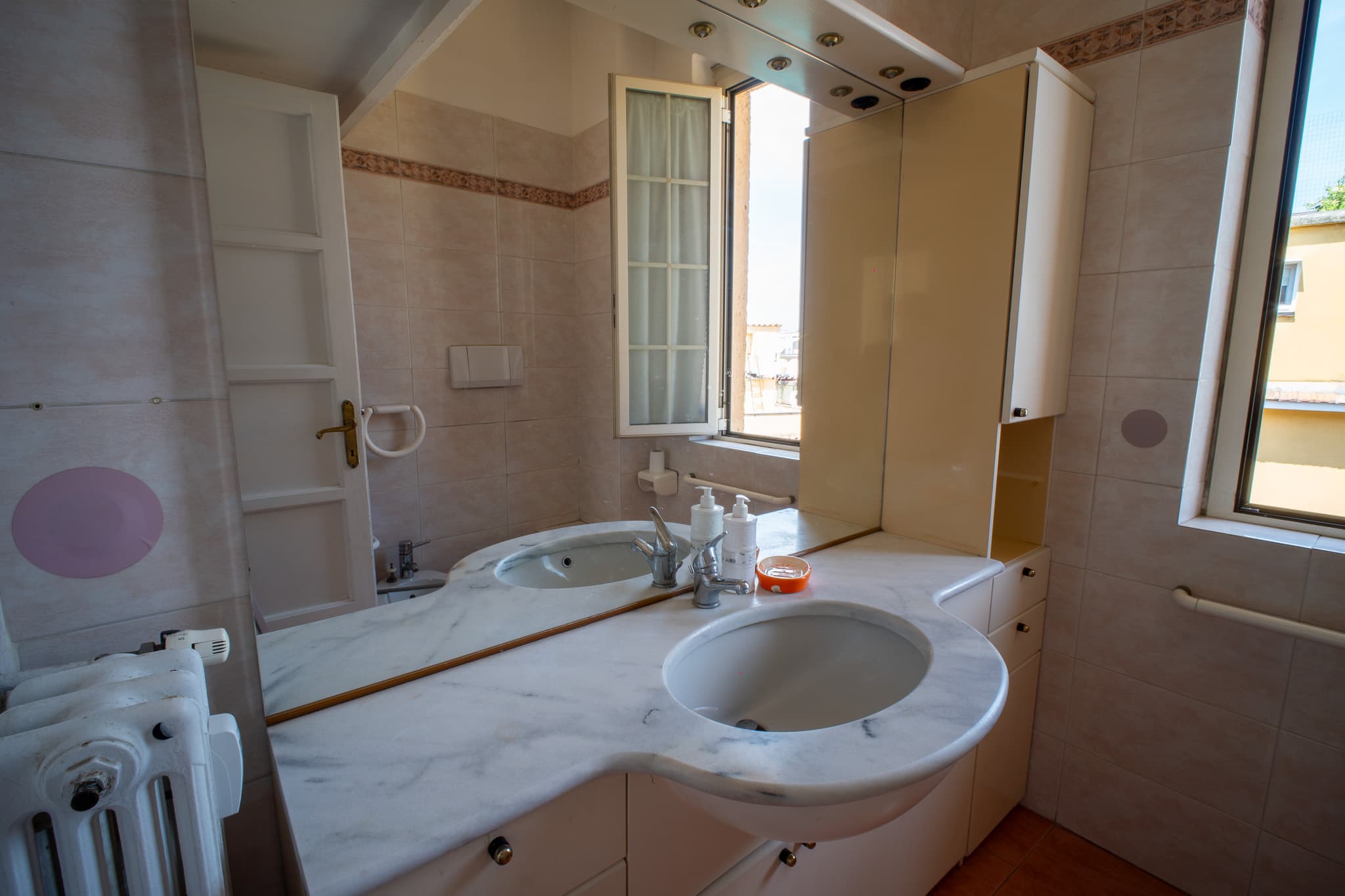 La sfida è non vendere ciò che la casa è oggi, ma raccontare con chiarezza ciò che può diventare
