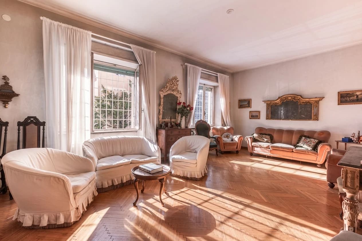 Attico con terrazzo ai Parioli