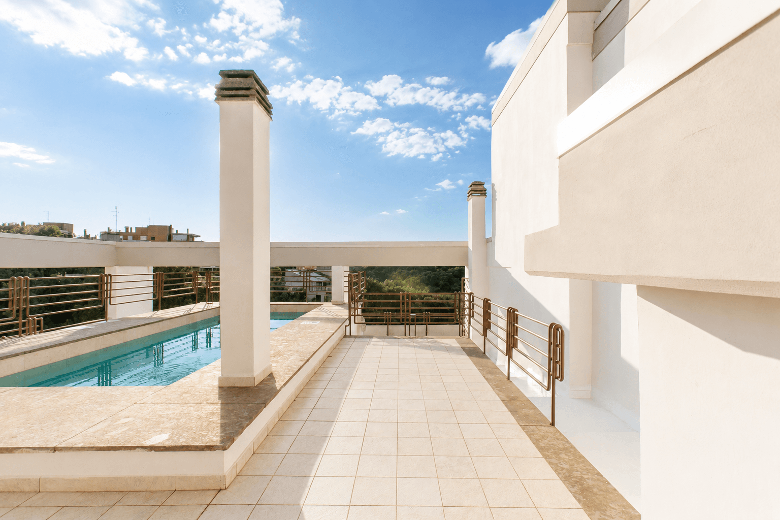 Penthouse con piscina privata